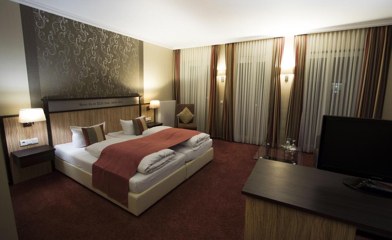 M13 Hotel Riol Luaran gambar